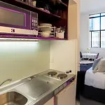 Bright Cbd Studio -Near Skytower - Wifi - Cityscape