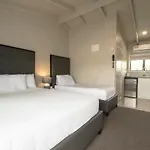 Middlemore Motel