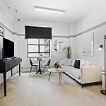Lovely 1-Bedroom Unit In Central Auckland
