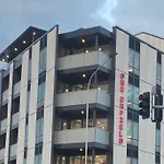 No 1 Location In Mt Eden!