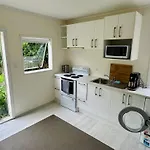 Grey Lynn Studio With Sauna