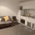 Apartment On Queen Street Near Everything