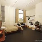 The Elliott Hotel