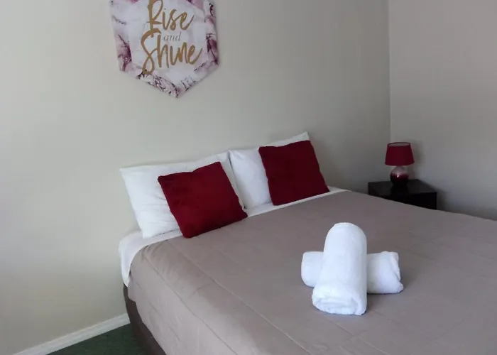 Sunshine Motel