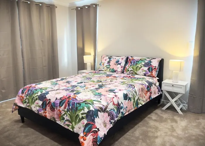 Murphys Guest Home - Big Savings With Daytime Noise, 3-Night Minimum
