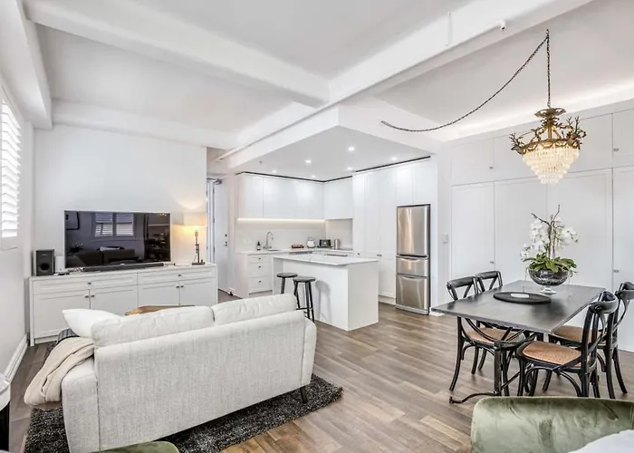 Stylish Central Penthouse