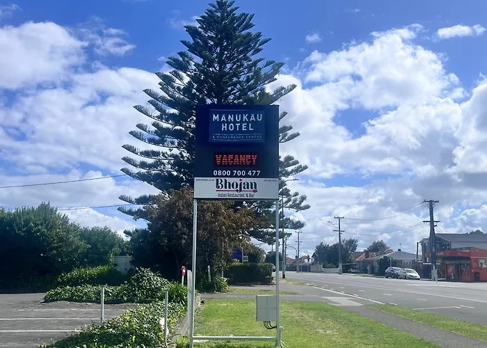 Manukau Hotel & Conference Centre