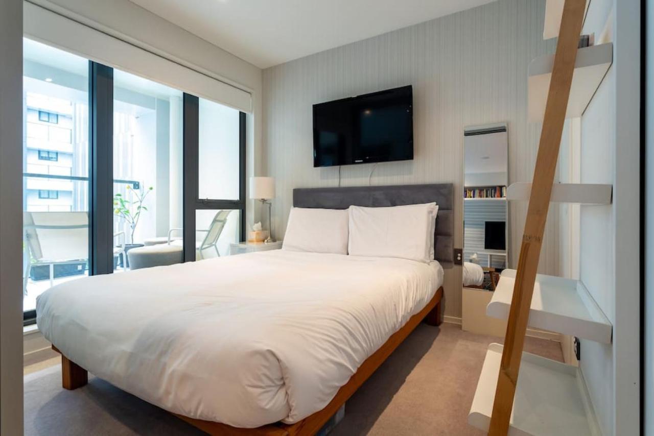 Apartment Pristine Inner-city Nest With Carpark