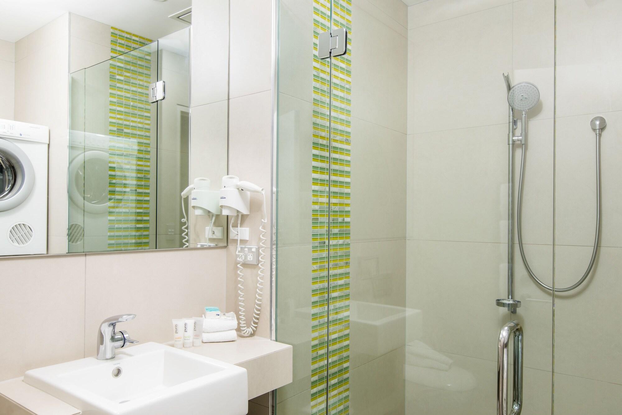 Quest Carlaw Park Serviced Aparthotel 4*