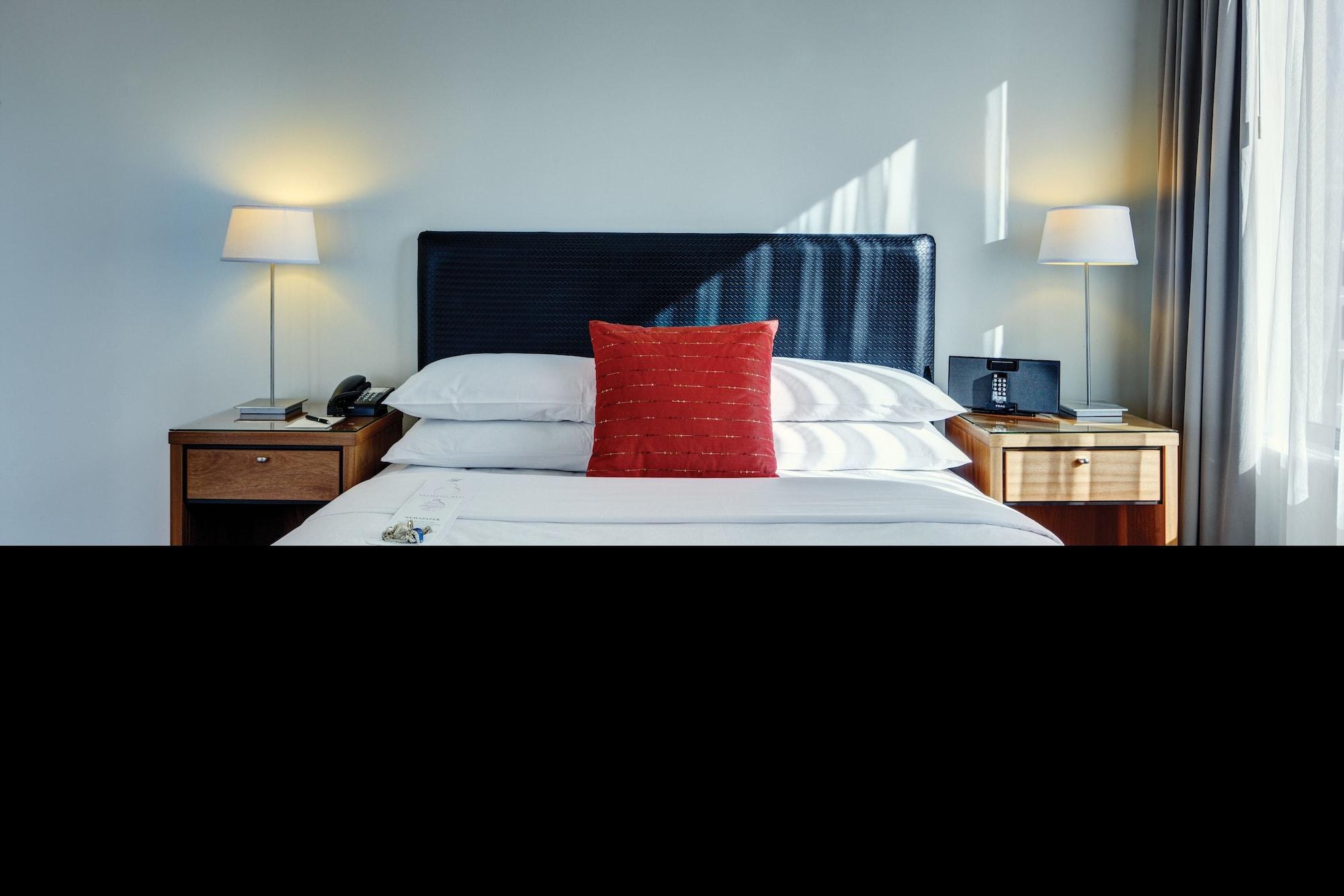Adina Citylife Hotel 4*