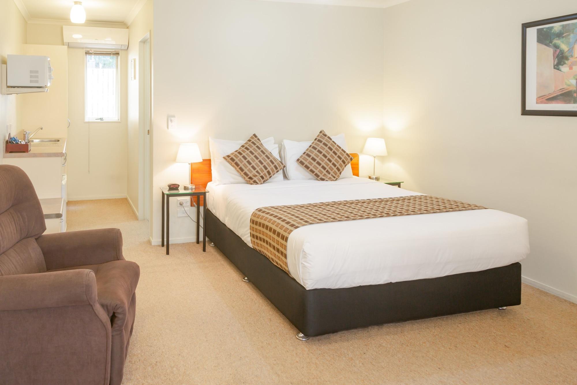 Bks Pioneer Motel Auckland