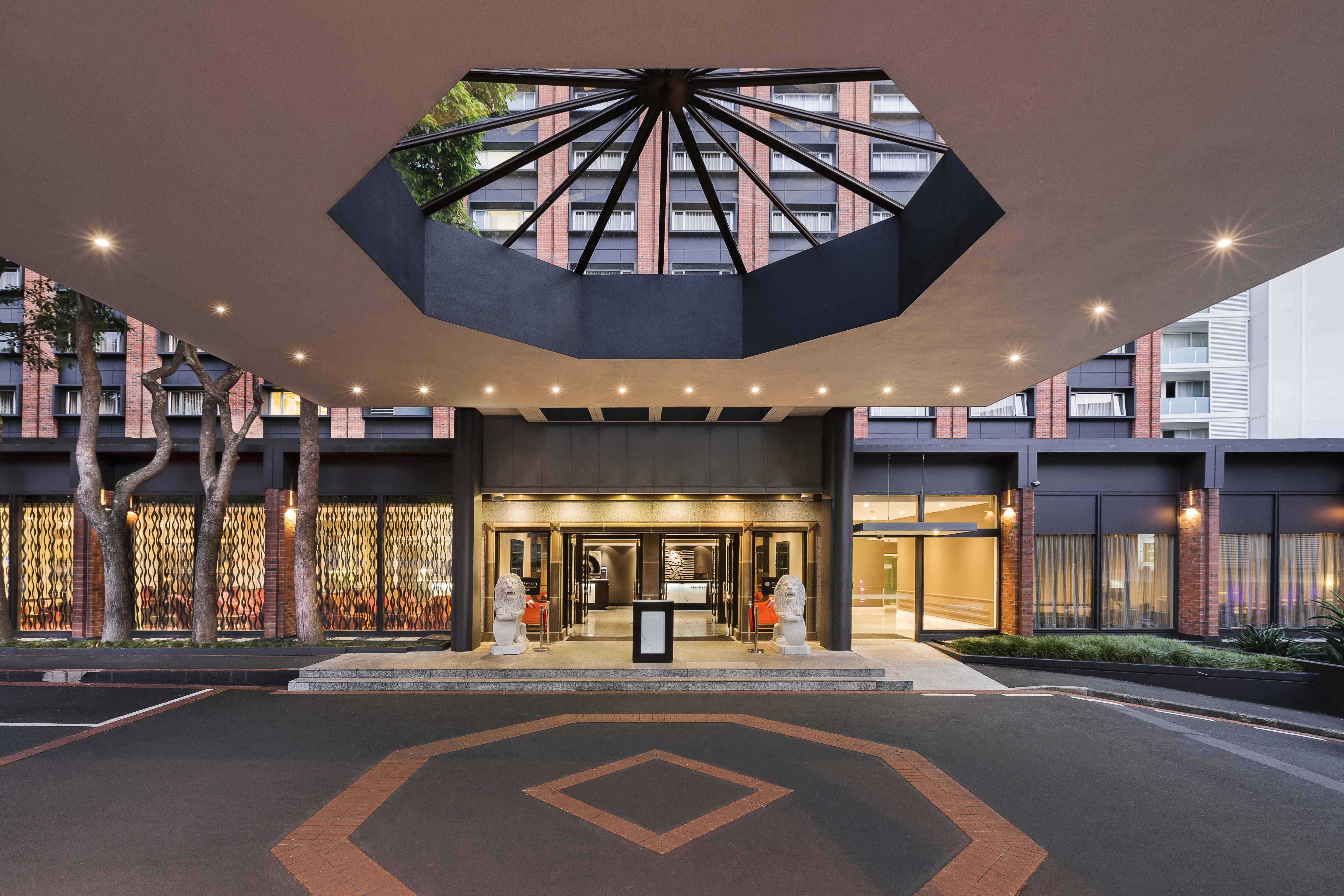 Hotel Pullman & 5*