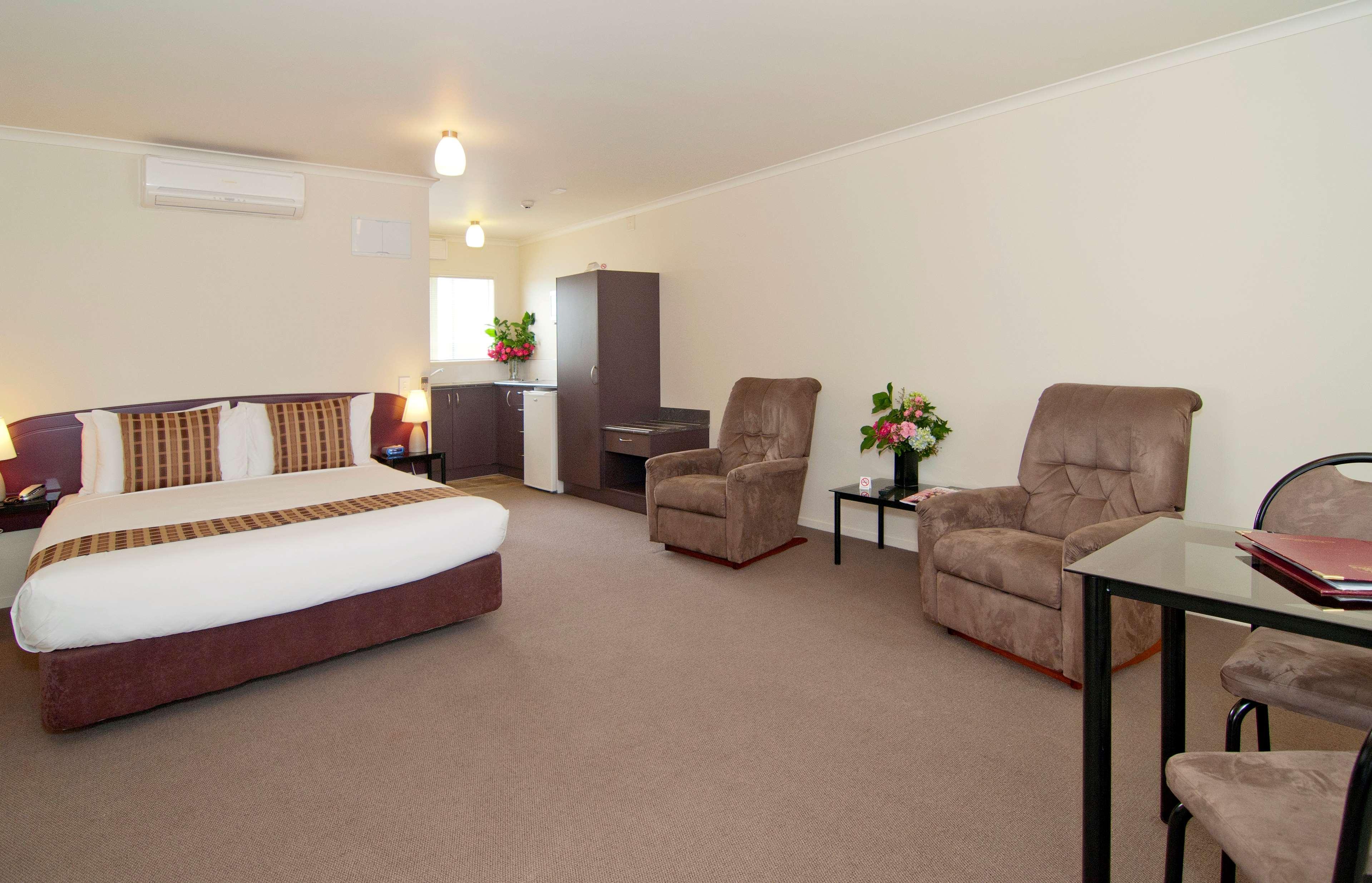 Bks Pioneer Motel Auckland