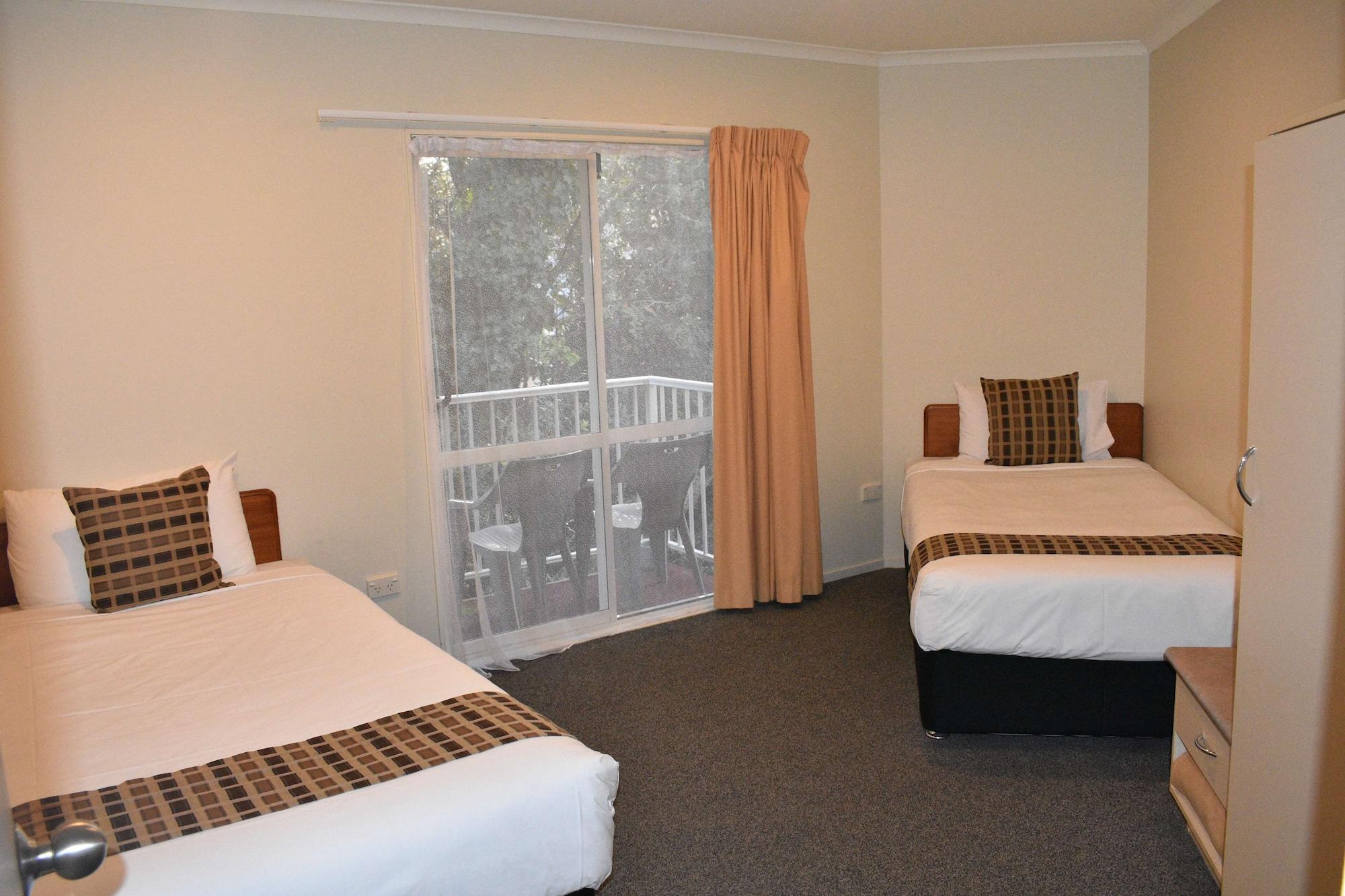 Bks Pioneer Motel Auckland