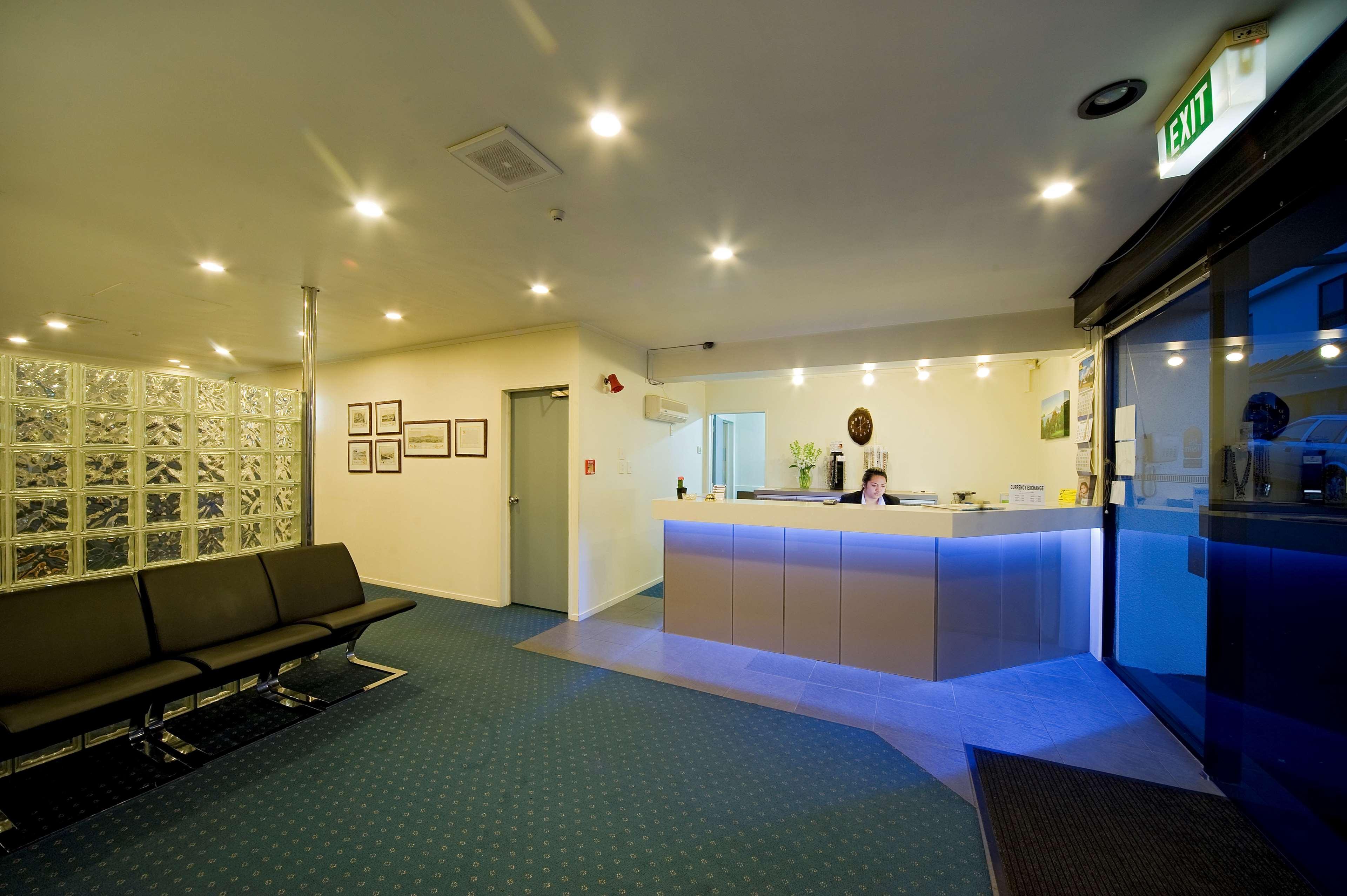 Best Western Ellerslie International 4*