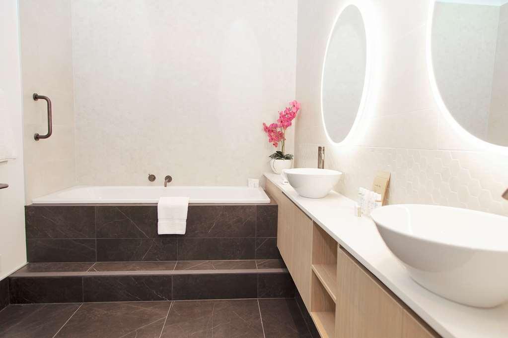 Adina Citylife Hotel