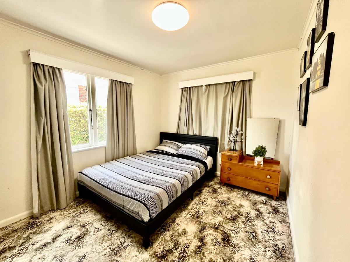 Entire House In Mt Wellington, Auckland
