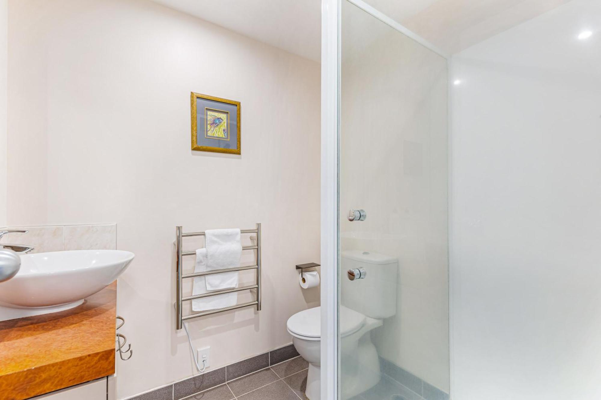 Apartment Cosy 2brm Cbd *