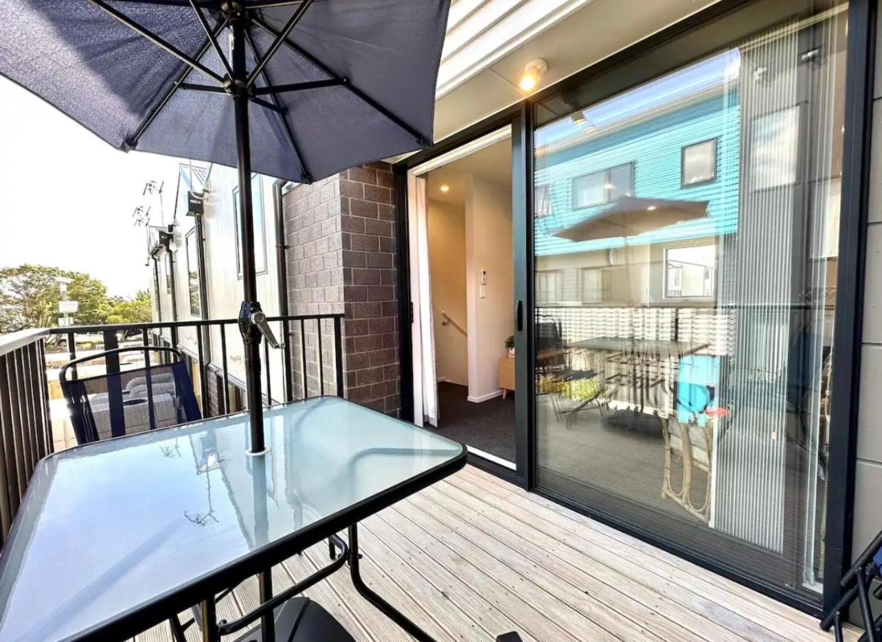 Immaculate - 2 Bedroom Townhouse Close To Fruitvale Train Station Apartment Auckland