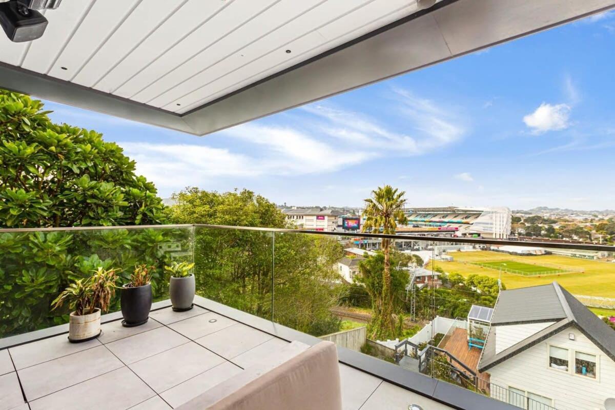 Awesome W Parking Apartment *