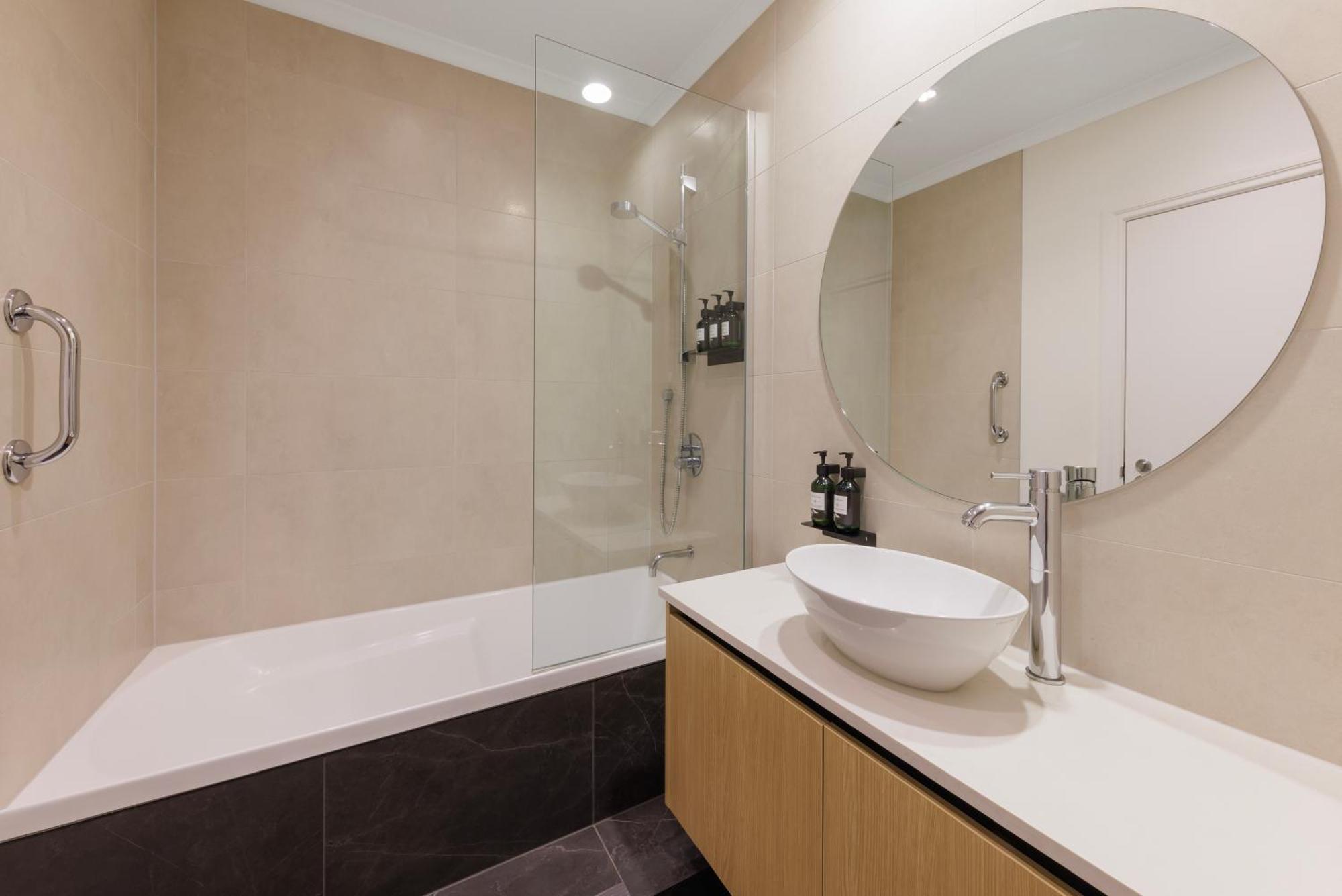 Adina Citylife Hotel