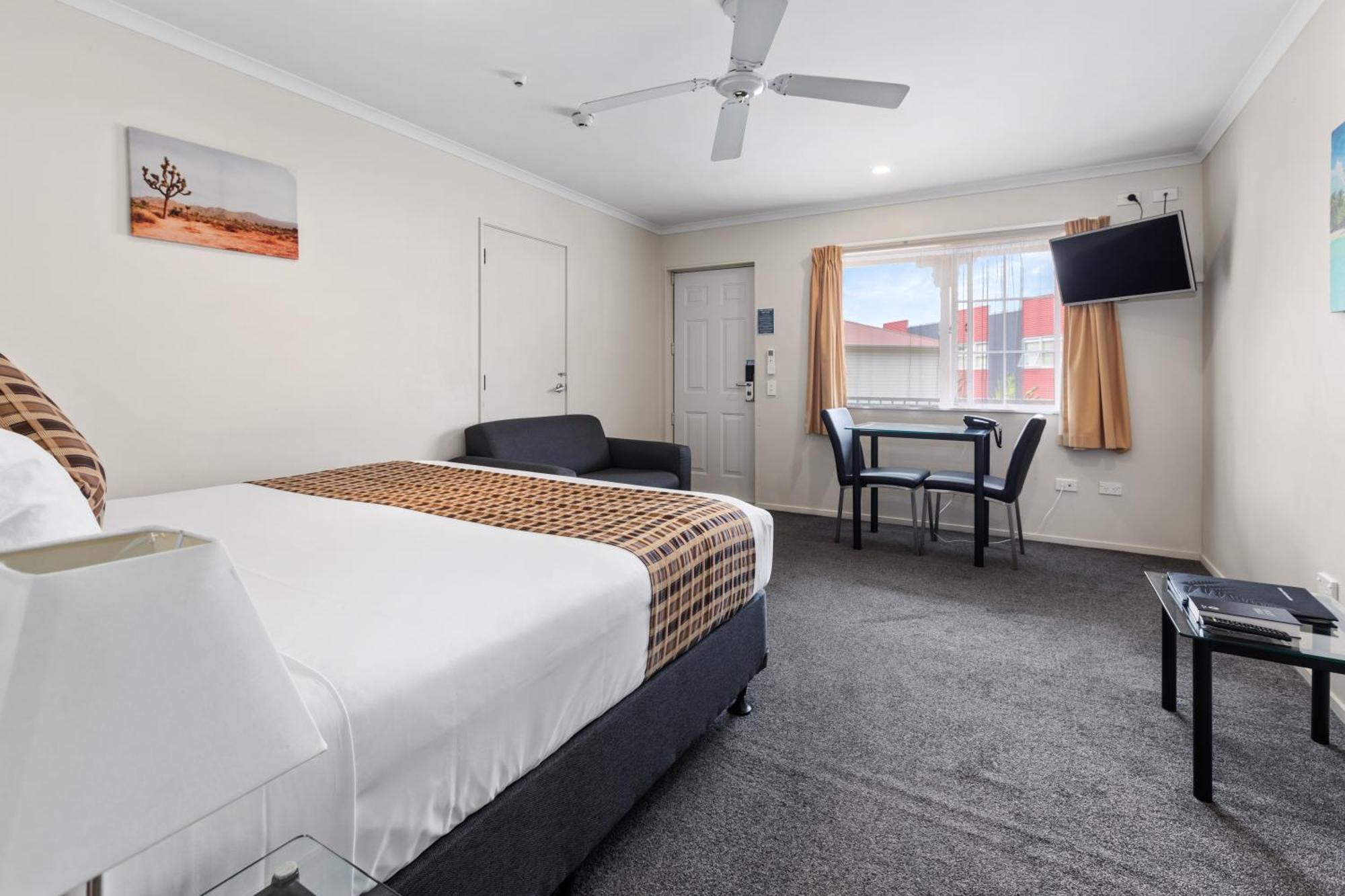 Bks Pioneer Auckland