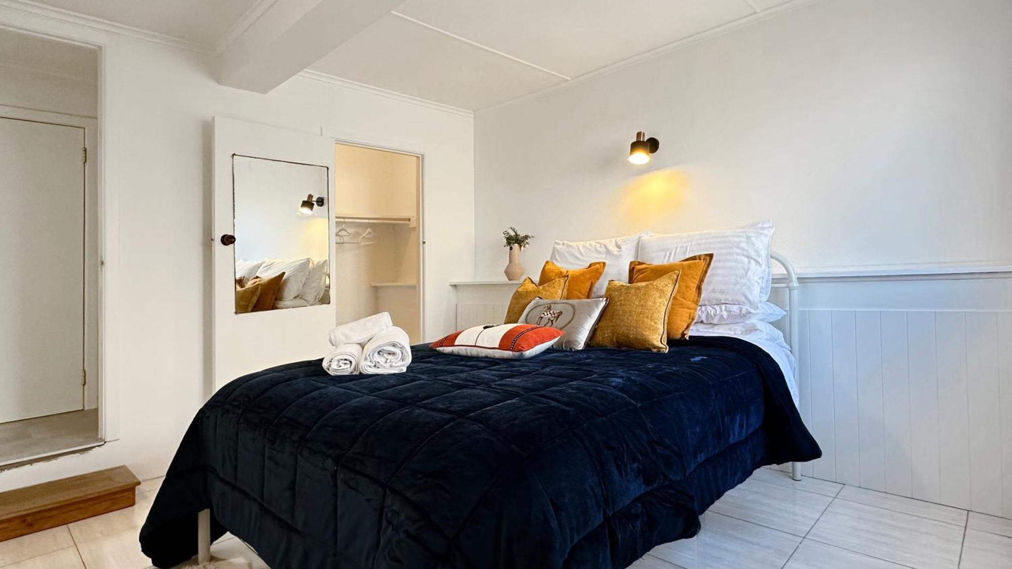 Schoolzone, Golf, Location - By The Bay 5 Bedroom * Auckland