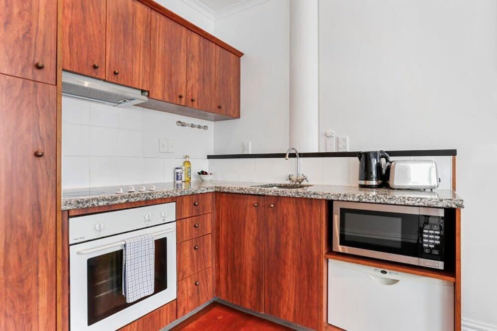 On Princes Wharf Apartment