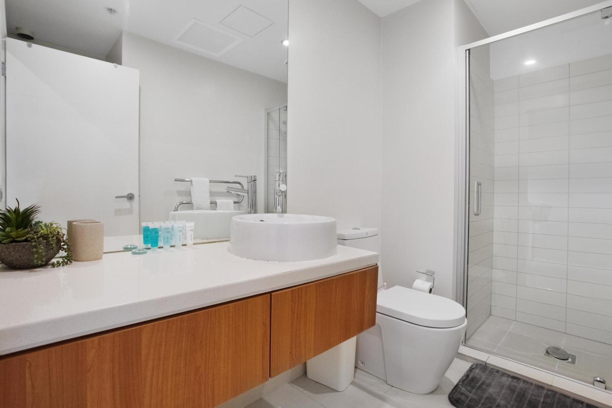 Apartment Quayside Quarters Close To Spark Arena *