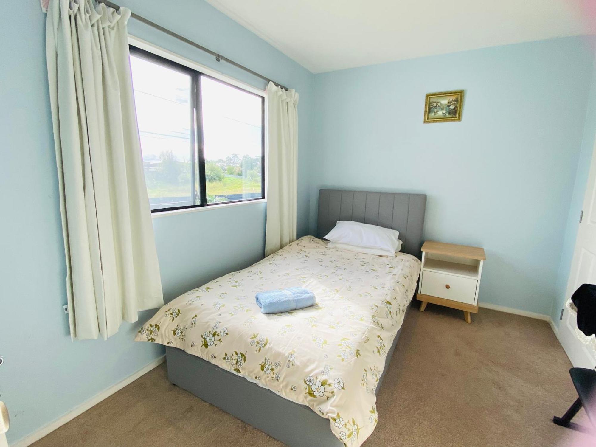 Entire House In West Holiday home Auckland