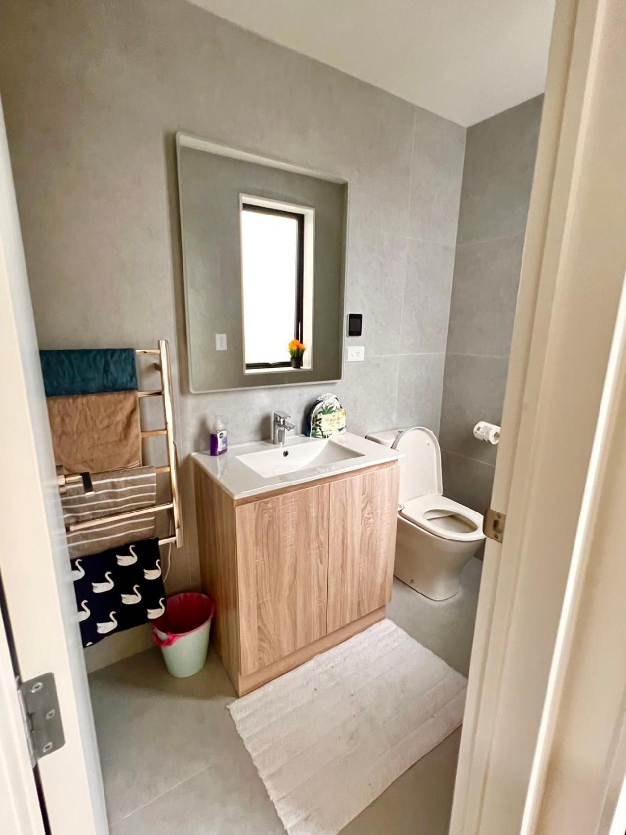 New Town House In Lane