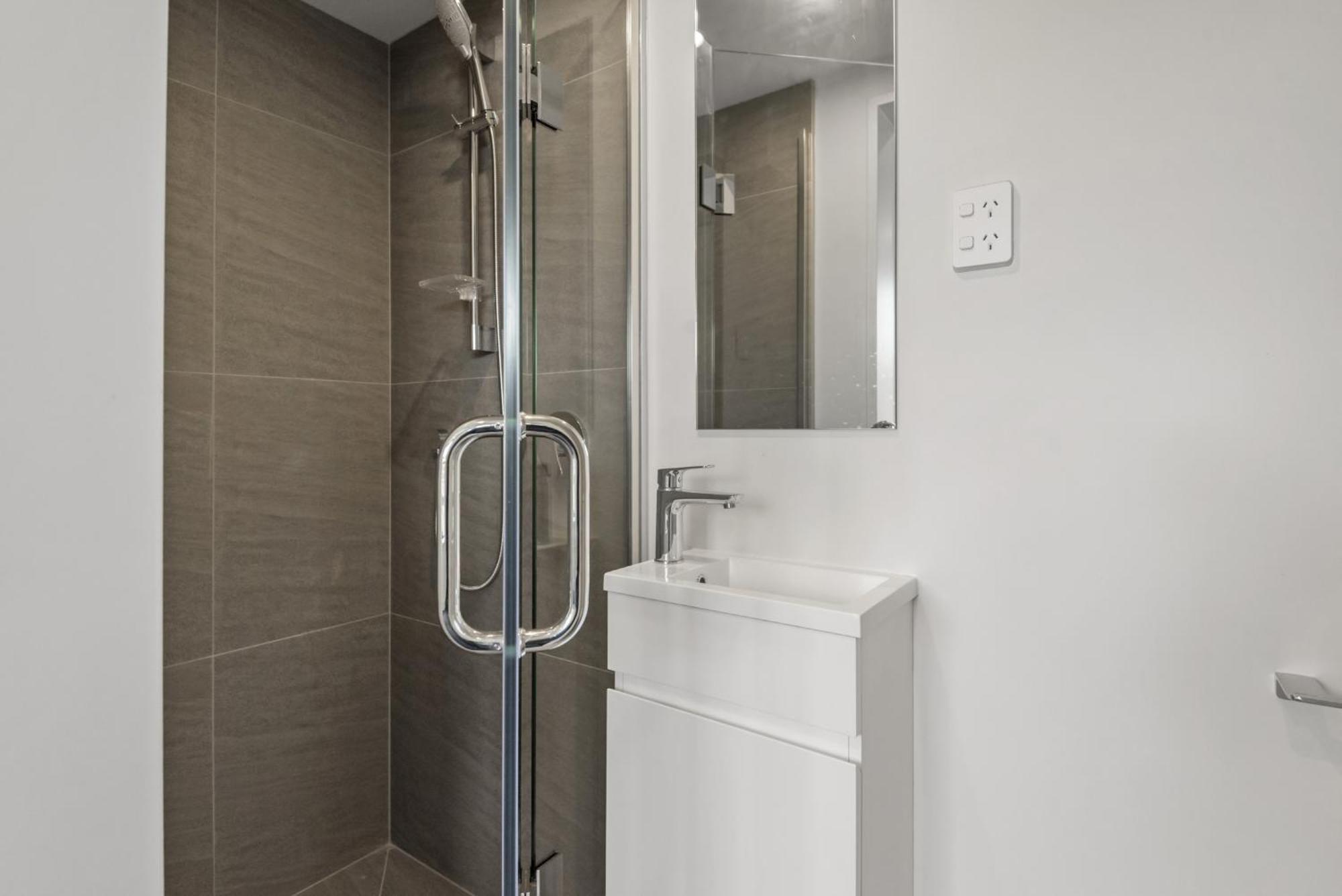Hot Deal! Brand New Townhouse Close To Rainbow's End Villa