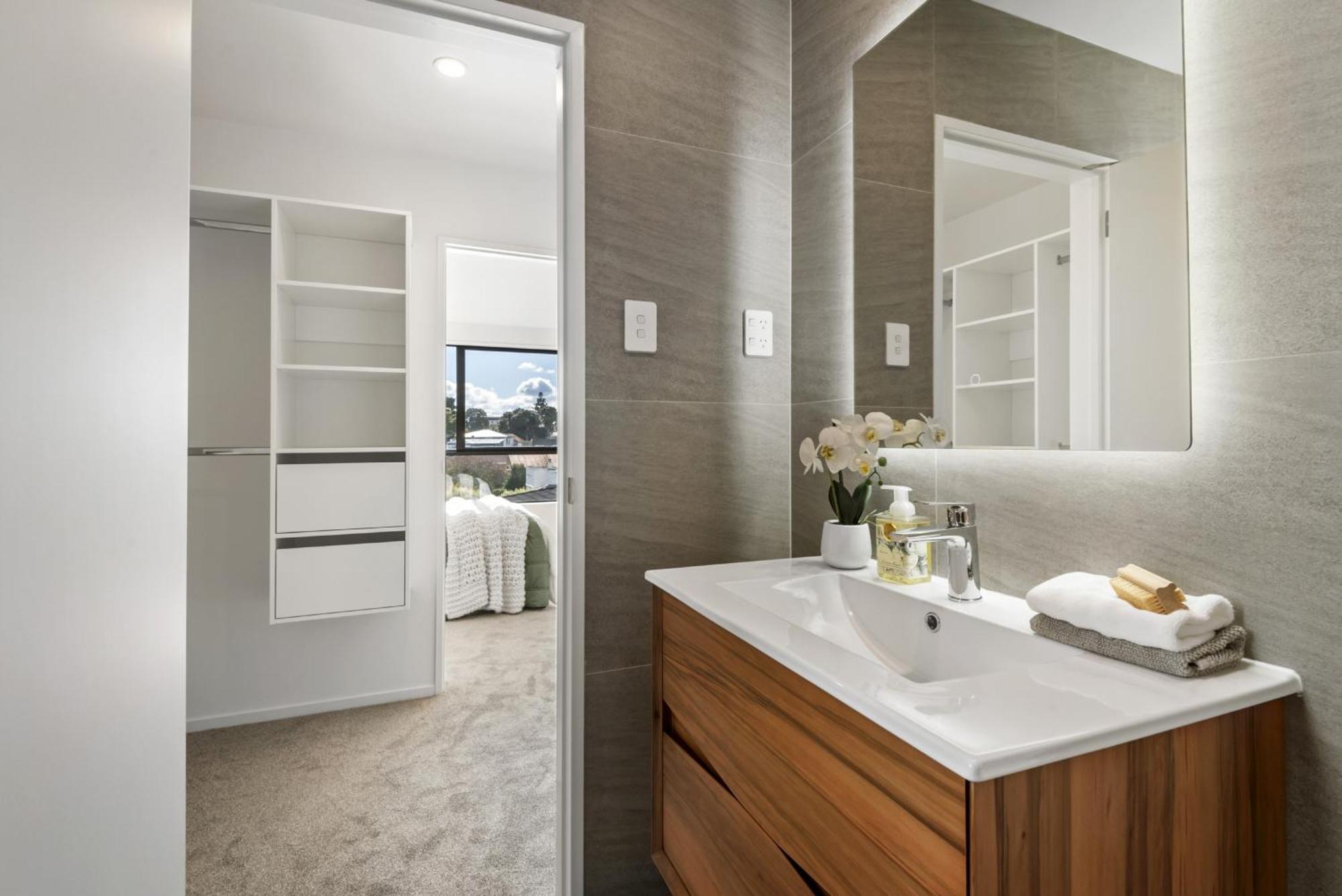 Villa Hot Deal! Brand New Townhouse Close To Rainbow's End Auckland