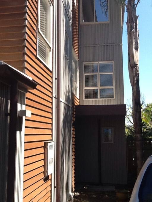 Parnell Ridge Top Townhouse Apartment *