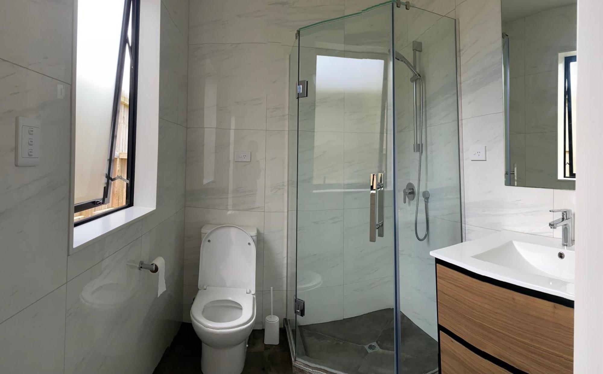 Cozynest3 -private Entrance And Bath Auckland