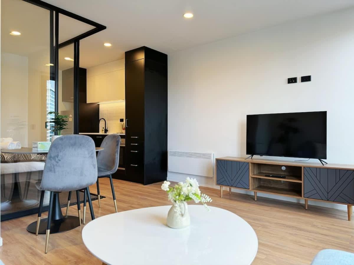 Center Cozy 1b Vs Pool Gym Sauna * Auckland