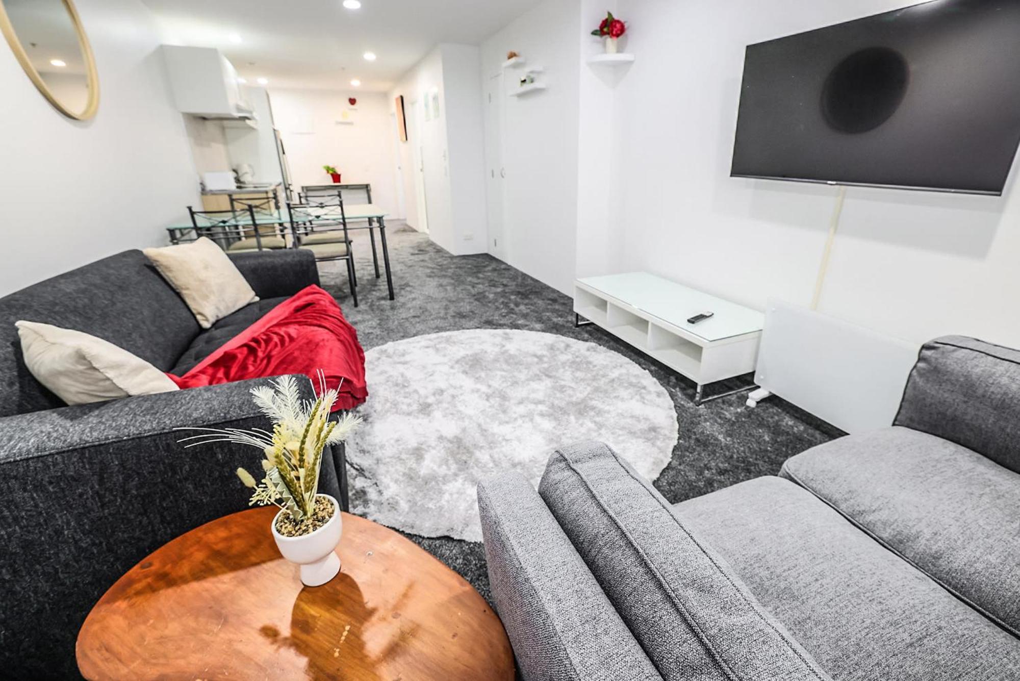 2br Newly Renovated W Free Parking Auckland