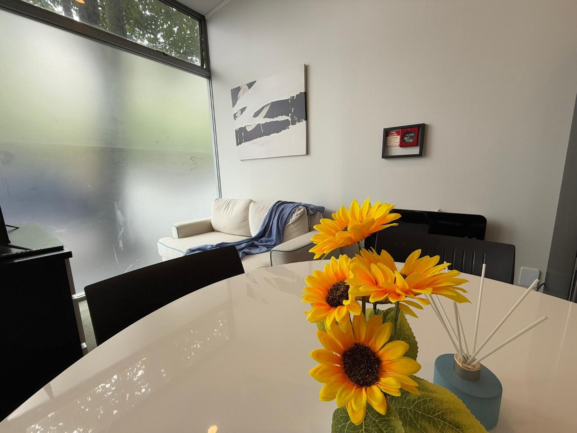 Sky Stars 2b1b Family With In Akl Cbd With Free Parking Auckland