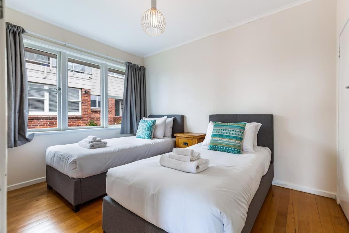 Serene 2br In Meadowbank W Balcony & Parking
