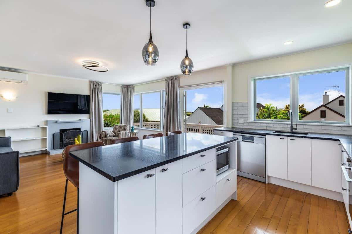Serene 2br In Meadowbank W Balcony & Parking Holiday home