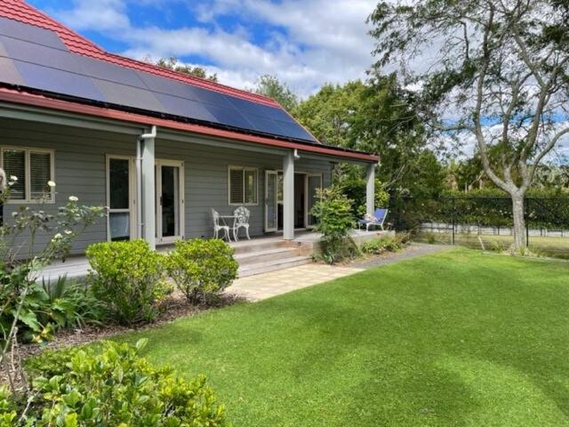 Country Escape With Tennis Court Apartment Auckland