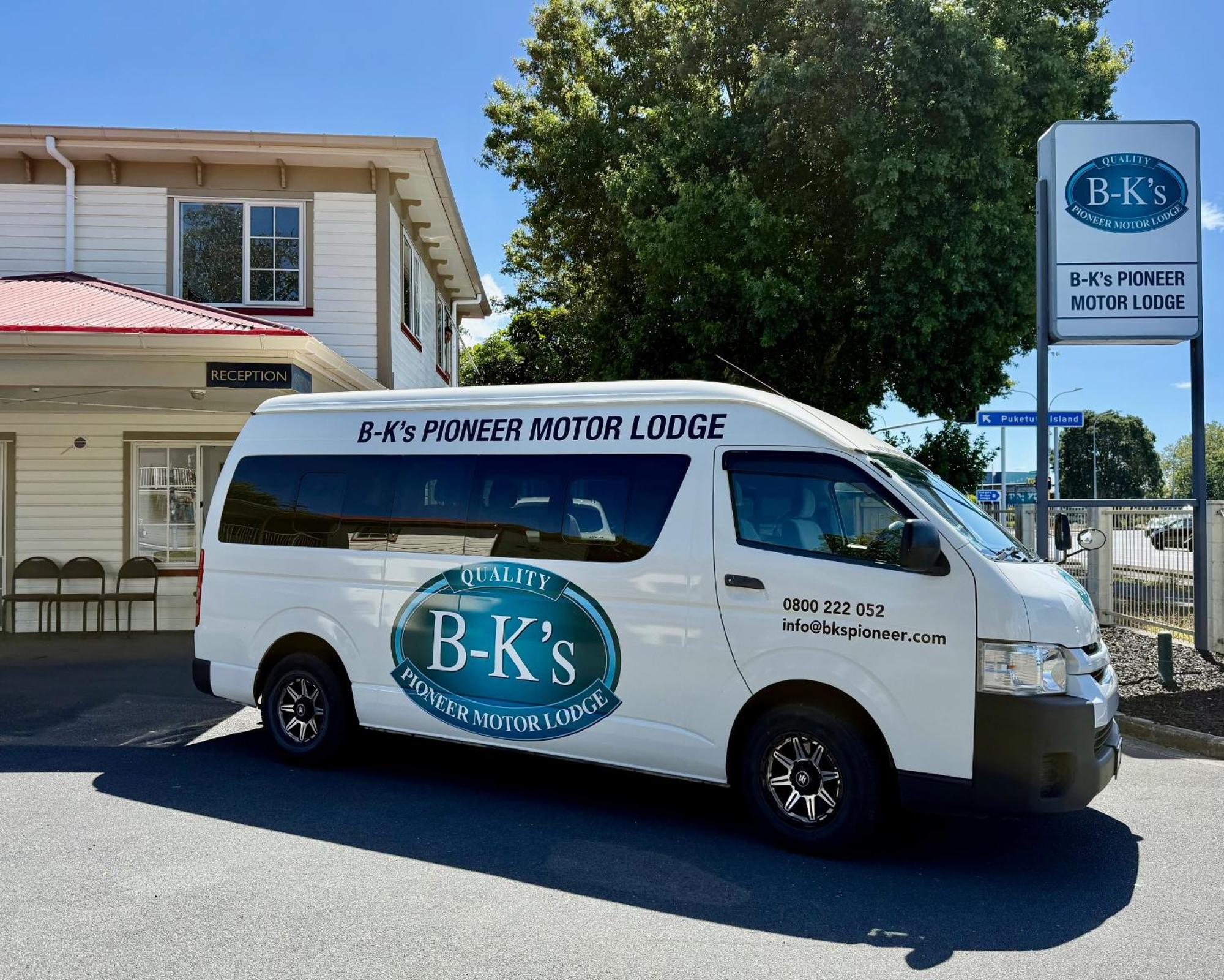 Bks Pioneer Motel
