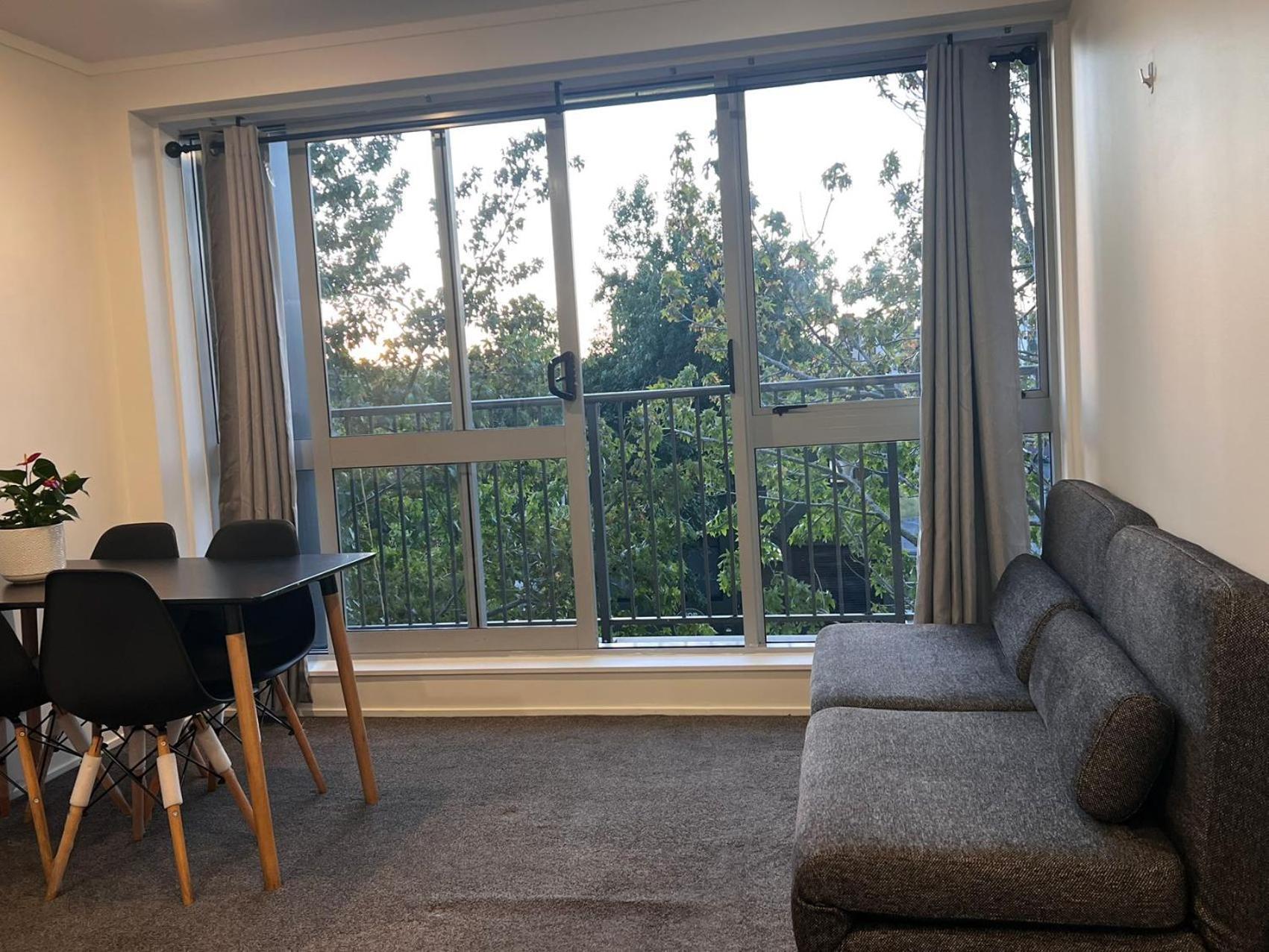 Apartment Aura C Two Bedrooms 1living Wifi Balcony Goodview Easy Parking Auckland