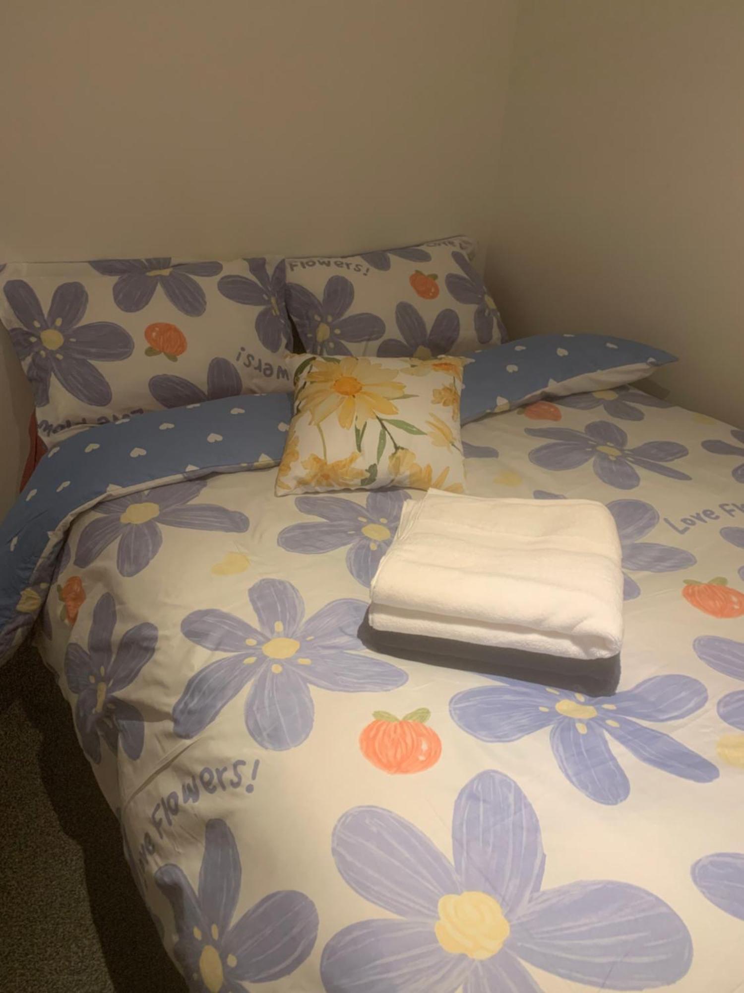 Apartment On Queen Street Near Everything Auckland
