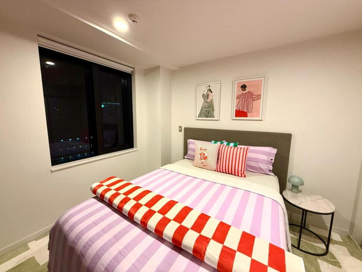 Apartment 2bedrooms,skytower Next 20 M, Free Parking, Air Con *