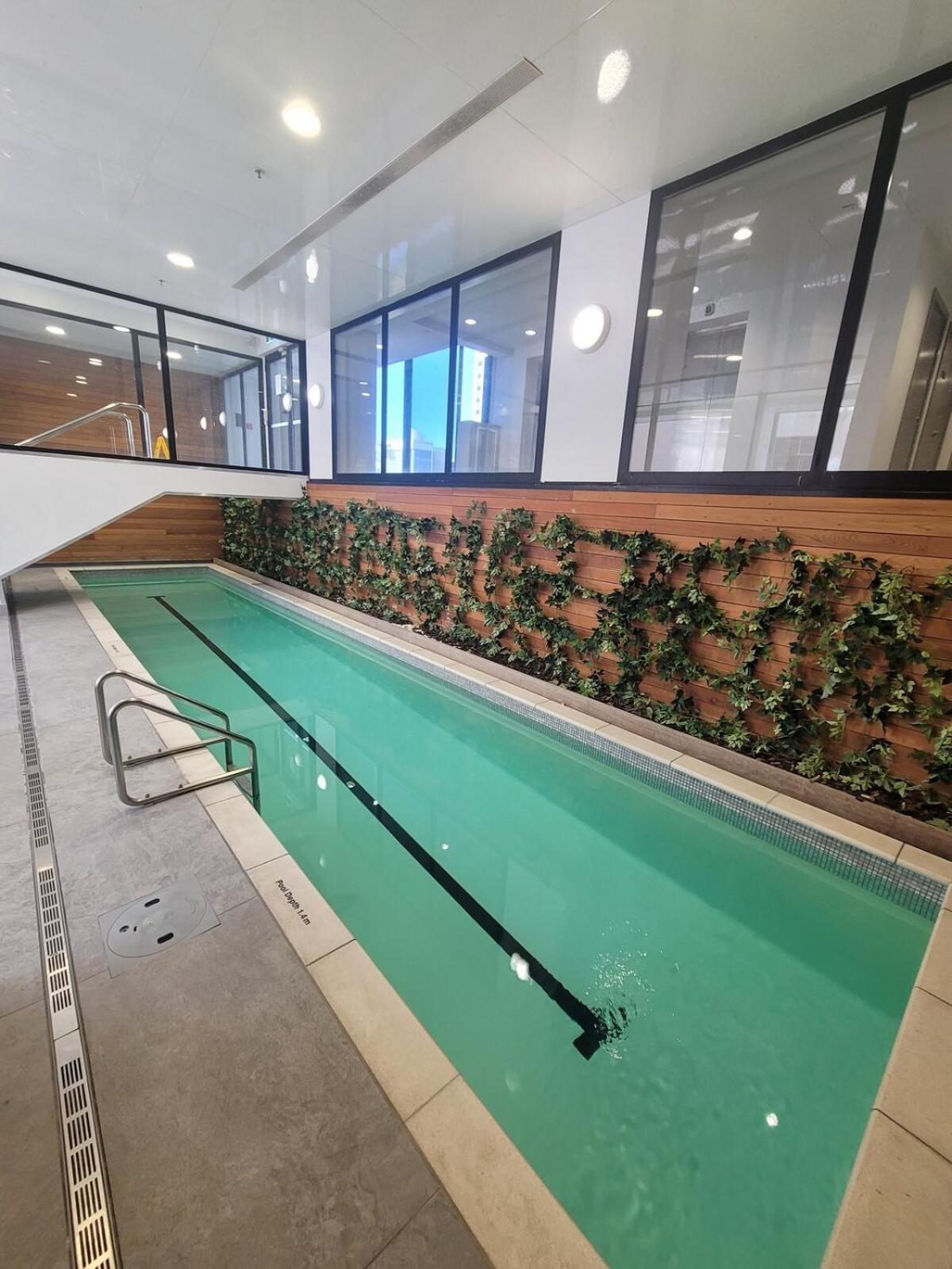 2bedrooms,skytower Next 20 M, Free Parking, Air Con Apartment