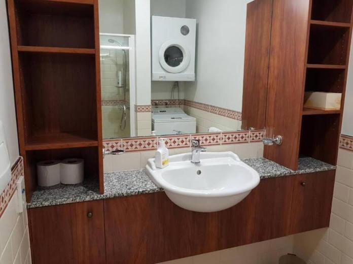 Sea View Escape Apartment *