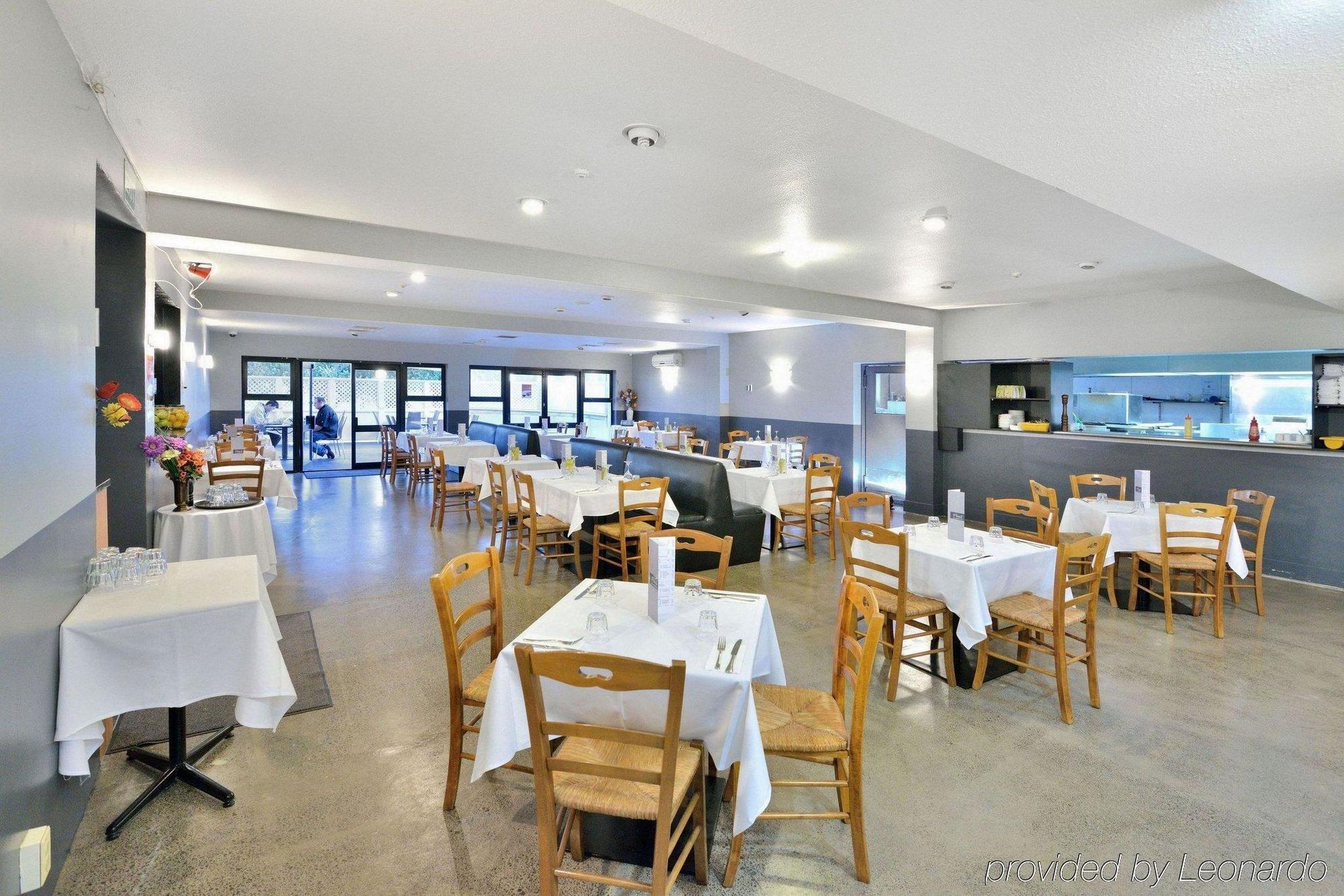 Hotel Manukau & Conference Centre