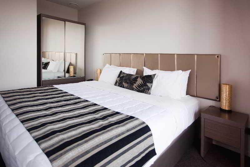 Aparthotel Nesuto Celestion 4*