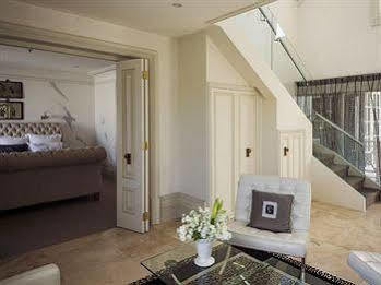 Mollies Boutique 5* Auckland